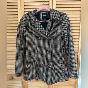 Me Jane Women's Houndstooth Pea Coat - Black, Brown, and Red